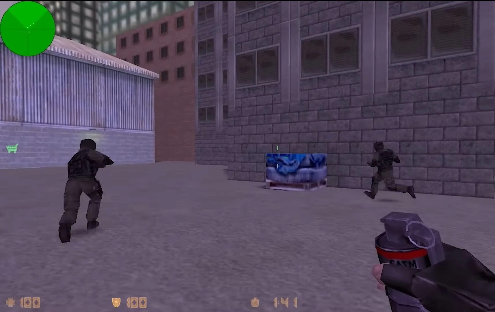 Counter-Strike 1.6 gameplay